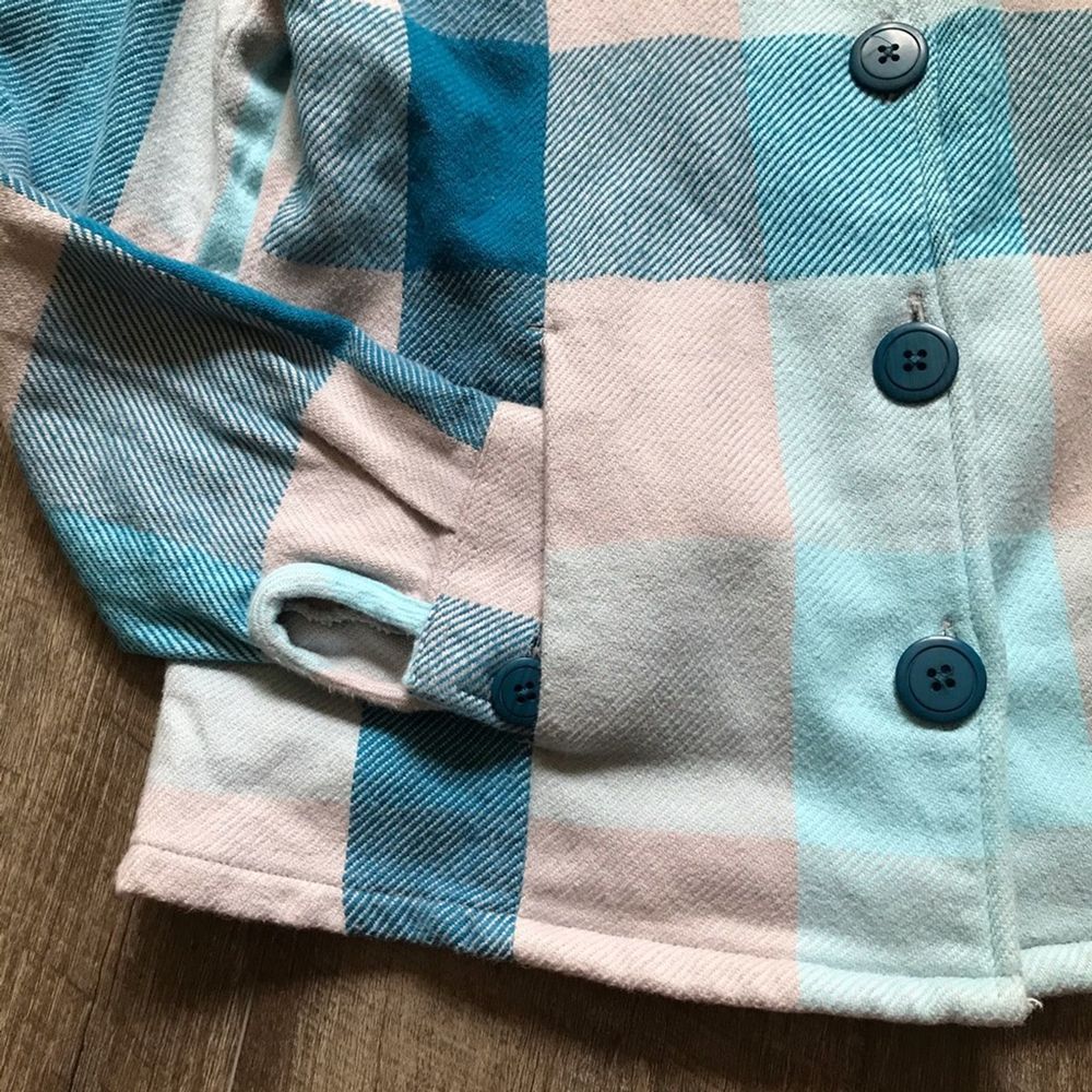 Cabelas Blue Plaid Jacket w Pockets Size Small - Picture 5 of 8